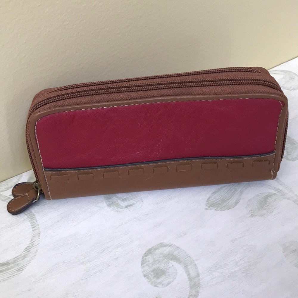 Multi Zip Wallet - image 1